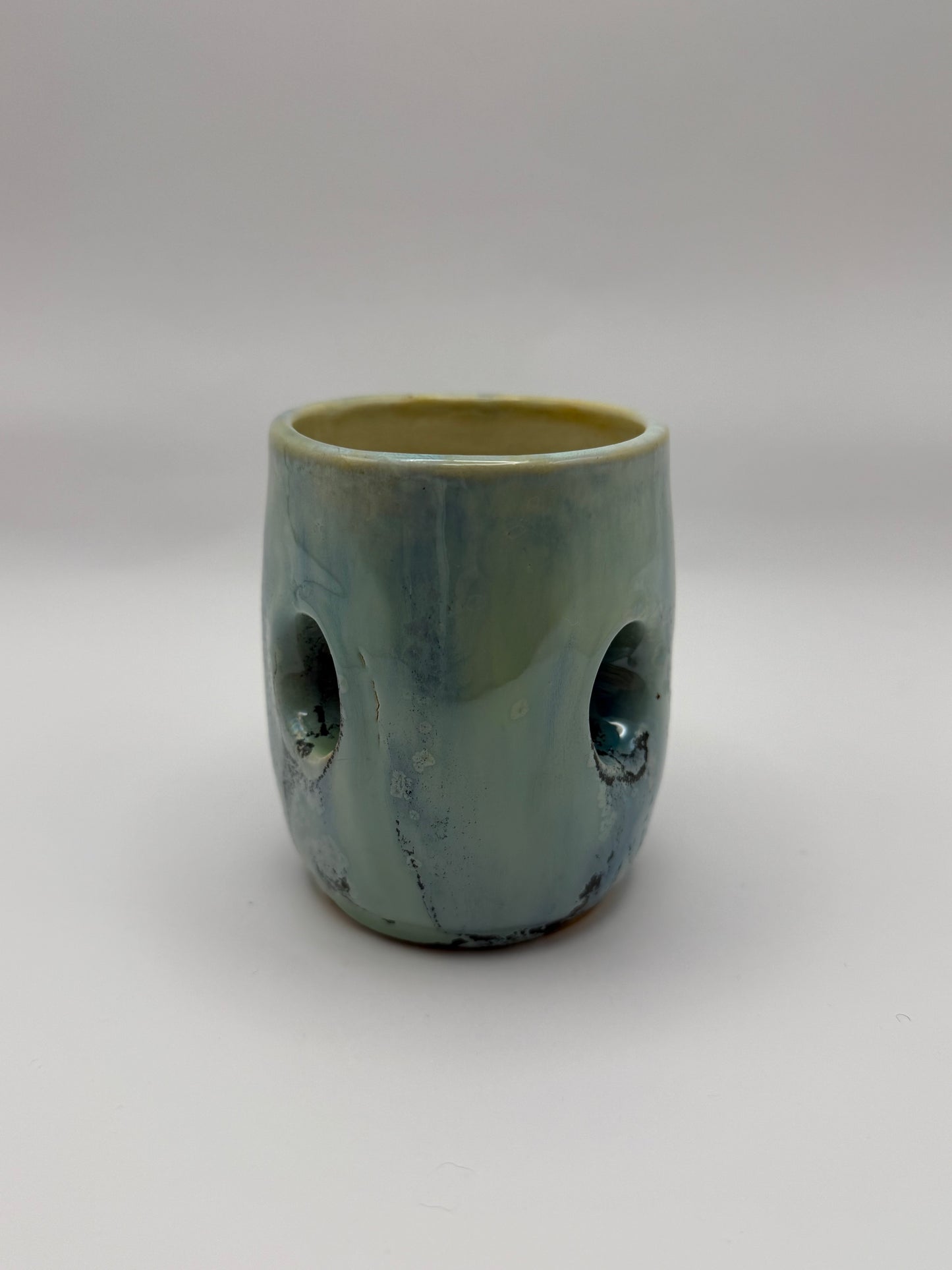 Inverted Handle Mug