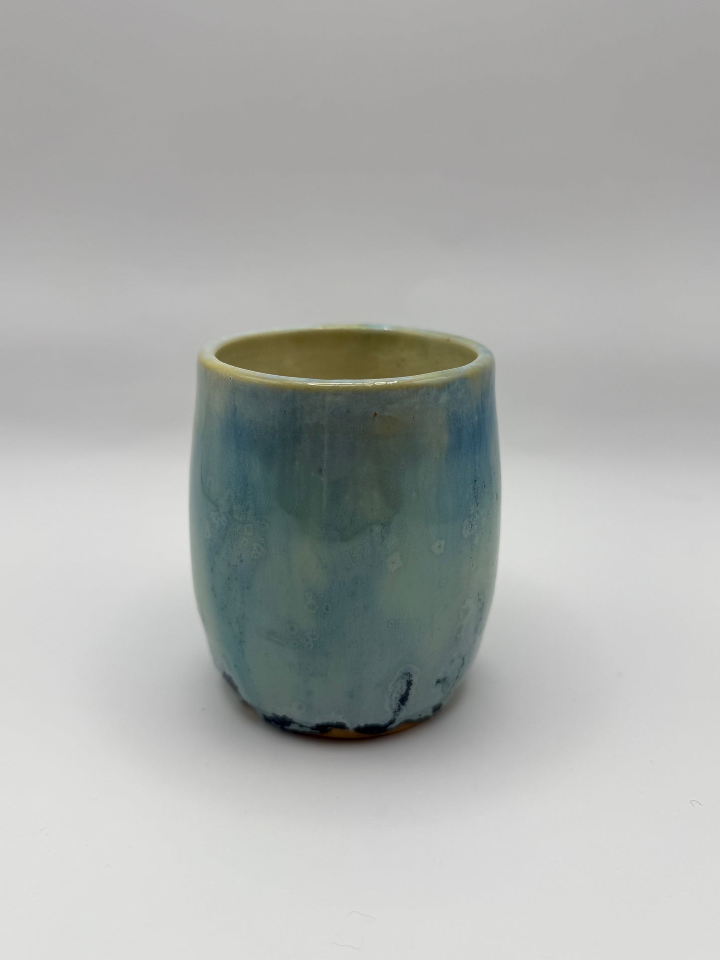 Inverted Handle Mug