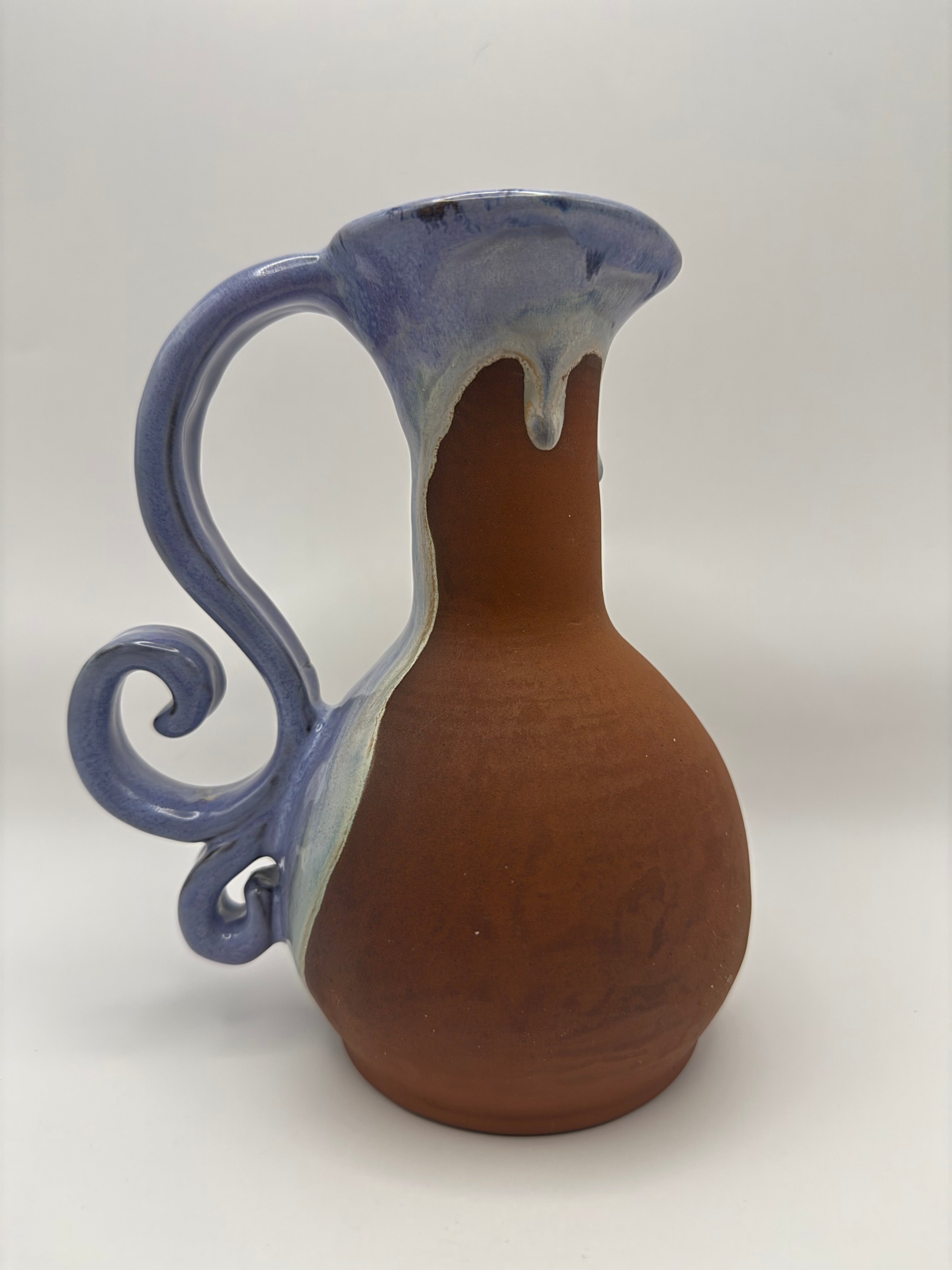 Lavender Cascade Pitcher – Josué Ceramics